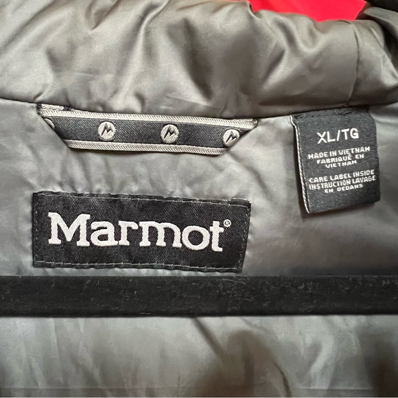 Marmot Snowboard Jacket, Red, Size XL - Picture 6 of 6